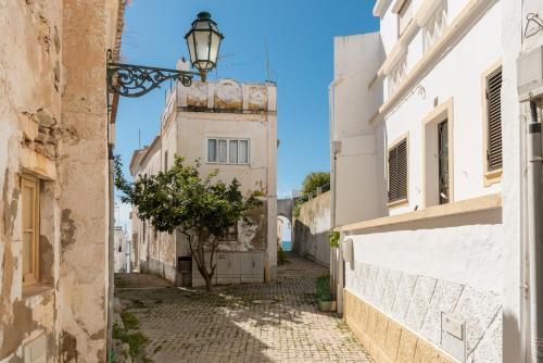 Fisherman's Beach Home 2BR 2BA AC Wi-Fi