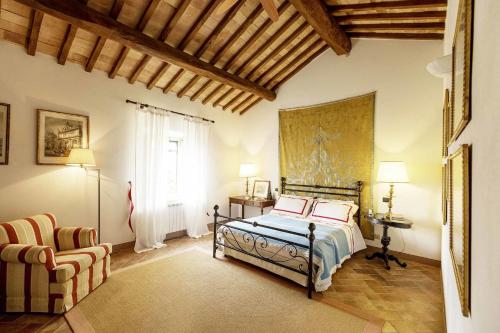 Cama o camas de una habitación en Villa Lorian by Salogi Villas