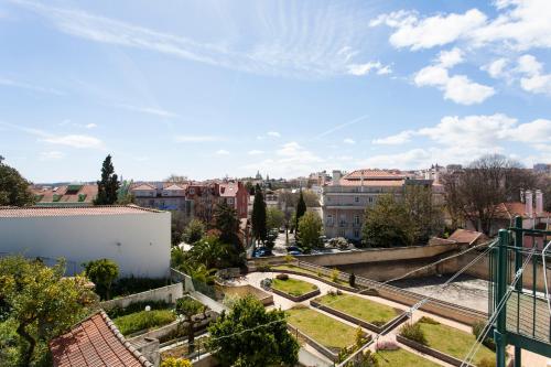 Rato by Central Hill Apartments