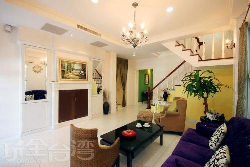 พื้นที่นั่งเล่นของ Full House