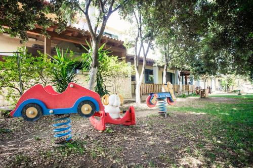 Κήπος έξω από το Agriturismo Archelao