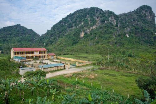 Gallery image of Nam Anh Hotel in Phong Nha