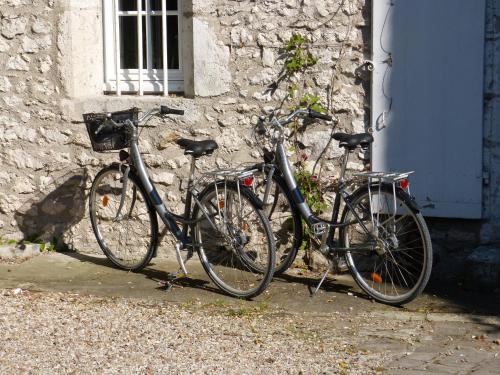 Foto dalla galleria di Logis Hôtel Le Relais Louis XI a Meung-sur-Loire