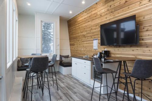 Φωτογραφία από το άλμπουμ του Tiny Homes by Snow Valley Lodging σε Fernie