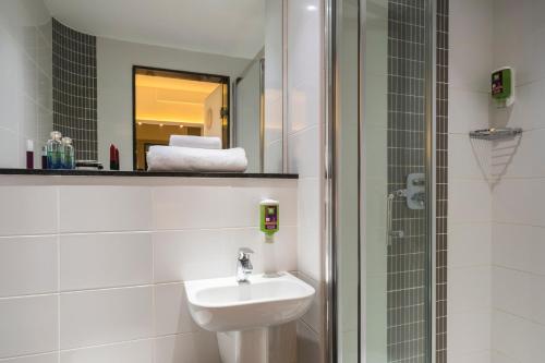 Un baño de ibis Styles - Nairobi, Westlands
