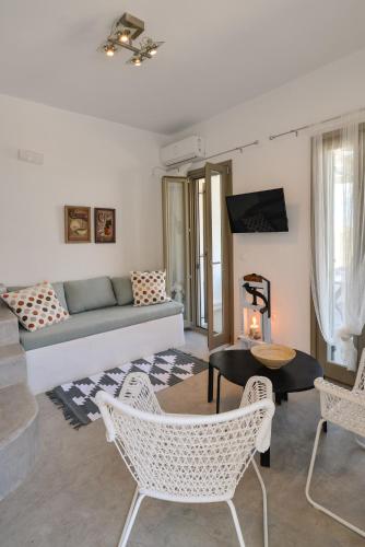 Μια τηλεόραση ή/και κέντρο ψυχαγωγίας στο Miramare Suites Mykonos