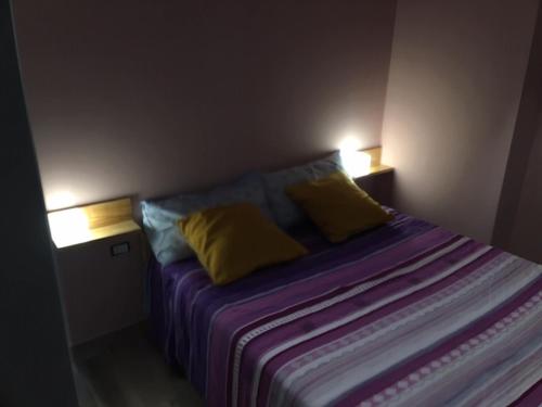 Una cama o camas en una habitación de Suite 01