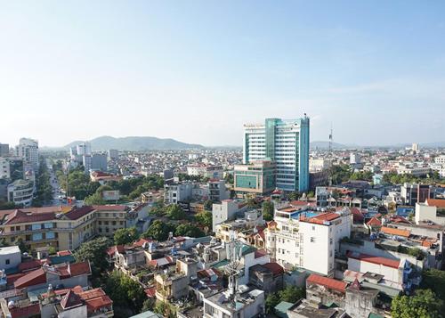 Pemandangan umum bagi Thanh Hóa atau pemandangan bandar yang diambil dari hotel