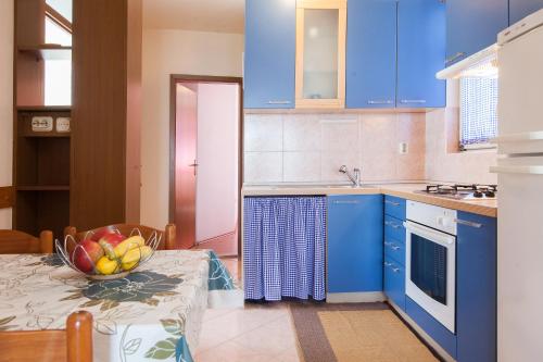 Gallery image of Apartmani Ivica Kržanić in Podgora