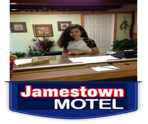El vestíbulo o zona de recepción de Jamestown Motel