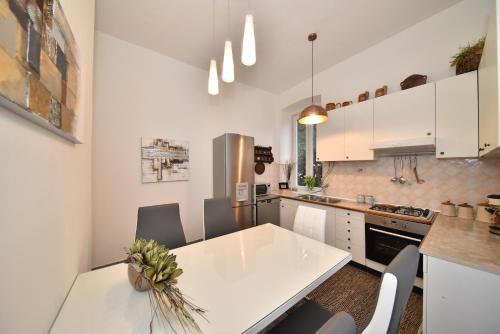 Zadar Center Beach Apartment - DIRECTLY ON THE SEA