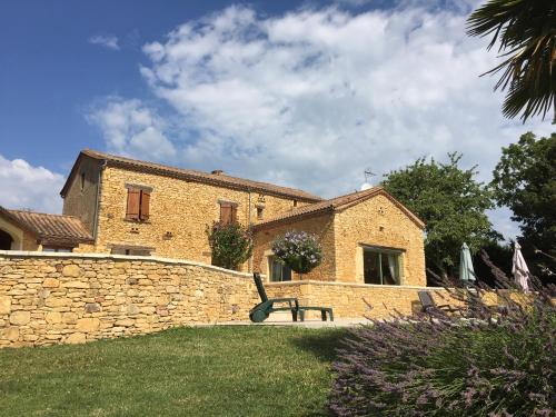 Photo de la galerie de l'établissement Louise, à Monplaisant