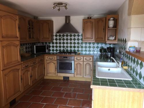 Photo de la galerie de l'établissement Louise, à Monplaisant