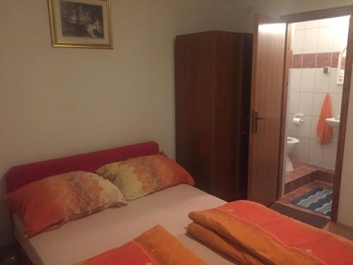Postel nebo postele na pokoji v ubytování Sobe Matea - prenoćište