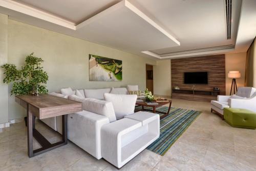 Coin salon dans l'établissement Simaisma A Murwab Resort