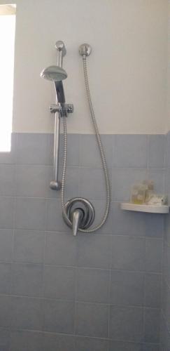 Bilik mandi di Hotel Alfa - SPIAGGIA INCLUSA con pacchetti personalizzati