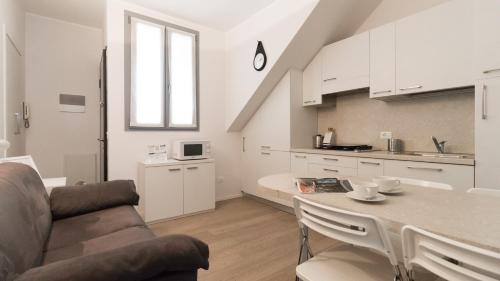 Kuchyňa alebo kuchynka v ubytovaní Italianway - Bligny 19 Flat