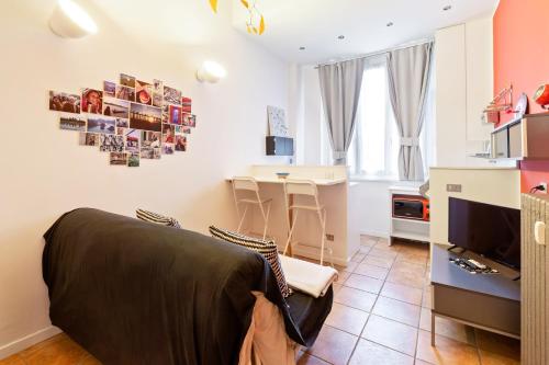 GuestHost - Cosy Nest Isola District Heart