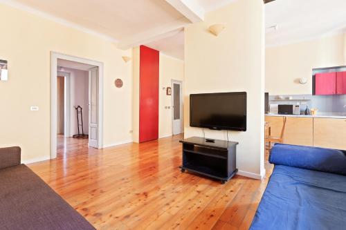 GuestHost - Corso Buenos Aires Colourful Flat