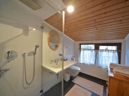 Koupelna v ubytování Fischerhof Appartements
