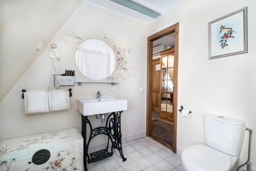 Koupelna v ubytování St. Peter's Boutique Hotel