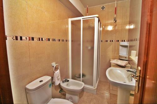 A bathroom at Apartamento Añon