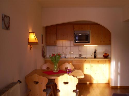 Kuhinja oz. manjša kuhinja v nastanitvi Ferienhaus Hirterhütte