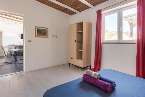 Легло или легла в стая в Panoramic Taormina Bay View
