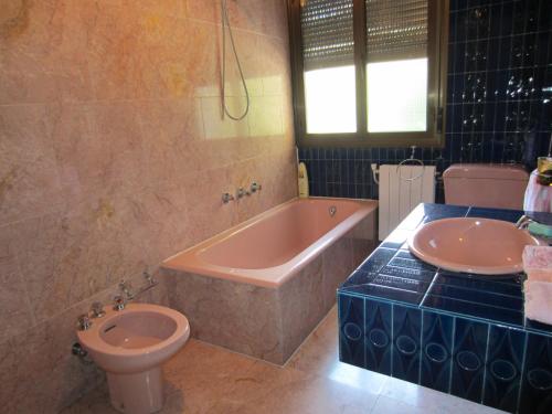 Ванная комната в CASA DE JULIO MARROQUIN