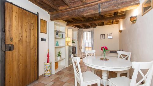 Rental in Rome Falegnami