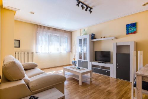 Housingleón - Pleno centro con garaje para motos y bicis