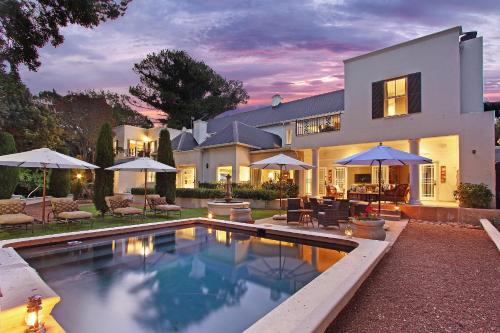 Πισίνα στο ή κοντά στο Stellenbosch Manor