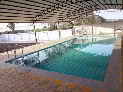 The swimming pool at or close to Hotel Rainbow