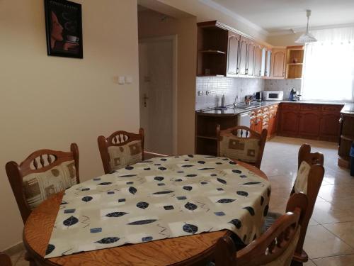 Imola És Andrea Apartmanház 4200 Hajdúszoboszló, Jázmin út 2. kép - 3