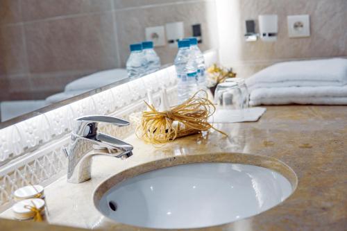 Ein Badezimmer in der Unterkunft Riad Zidania