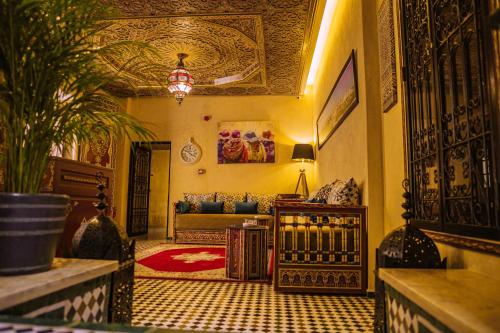 Ein Sitzbereich in der Unterkunft Riad Zidania