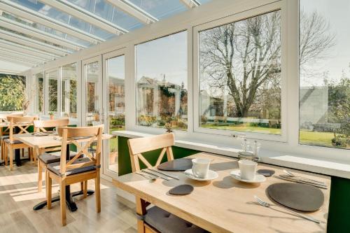 Restoran atau tempat lain untuk makan di Chillington House