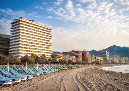 David by the sea. 1:st beach line Fuengirola