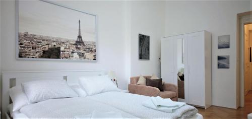 Cama o camas de una habitación en City Castle Aparthotel