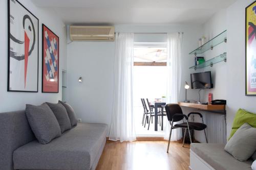 Posedenie v ubytovaní Homz AH02 Kolonaki Penthouse Studio