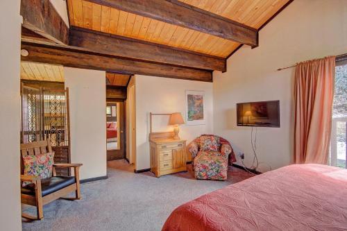 Gallery image of Herbage E1 Townhouse Close to City in Steamboat Springs
