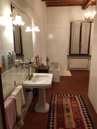 Bagno di Super attico della Brigata Spendereccia!