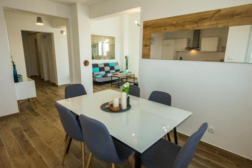 Η κουζίνα ή μικρή κουζίνα στο 2Bfree Apartments