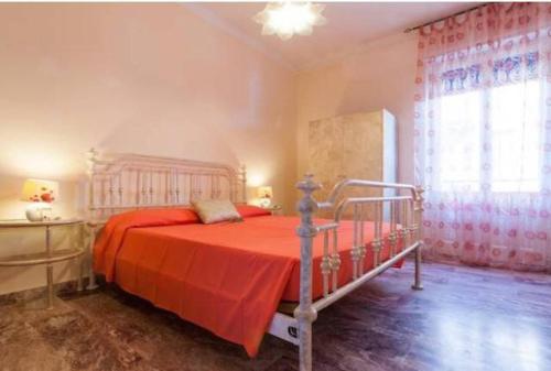 A bed or beds in a room at Casa Vacanze SellaMare