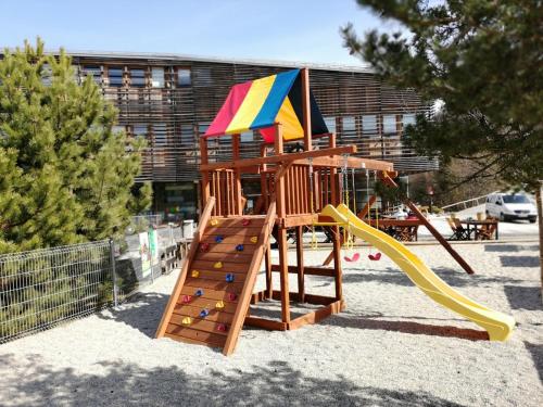 Area giochi per bambini di Hotel Celjska Koca