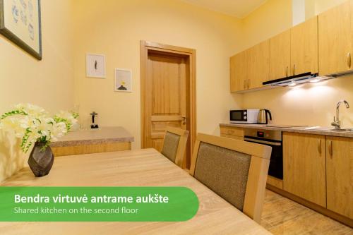Majoituspaikan Vila Estate keittiö tai keittotila