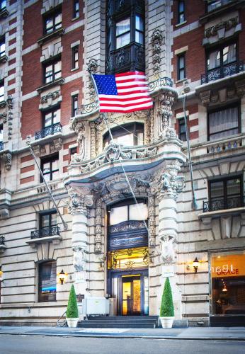 Upscale Hotel Near Fifth Avenue, NYC