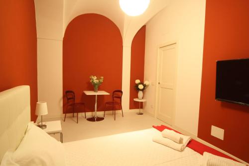 Кровать или кровати в номере Verbania - Luxury Italy Apartments