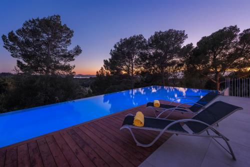 Brand New Luxury Villa Infinity Pool & Views, Alcúdia ...
