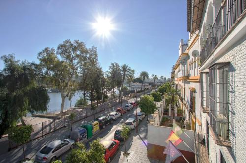 Betis Deluxe Riverside